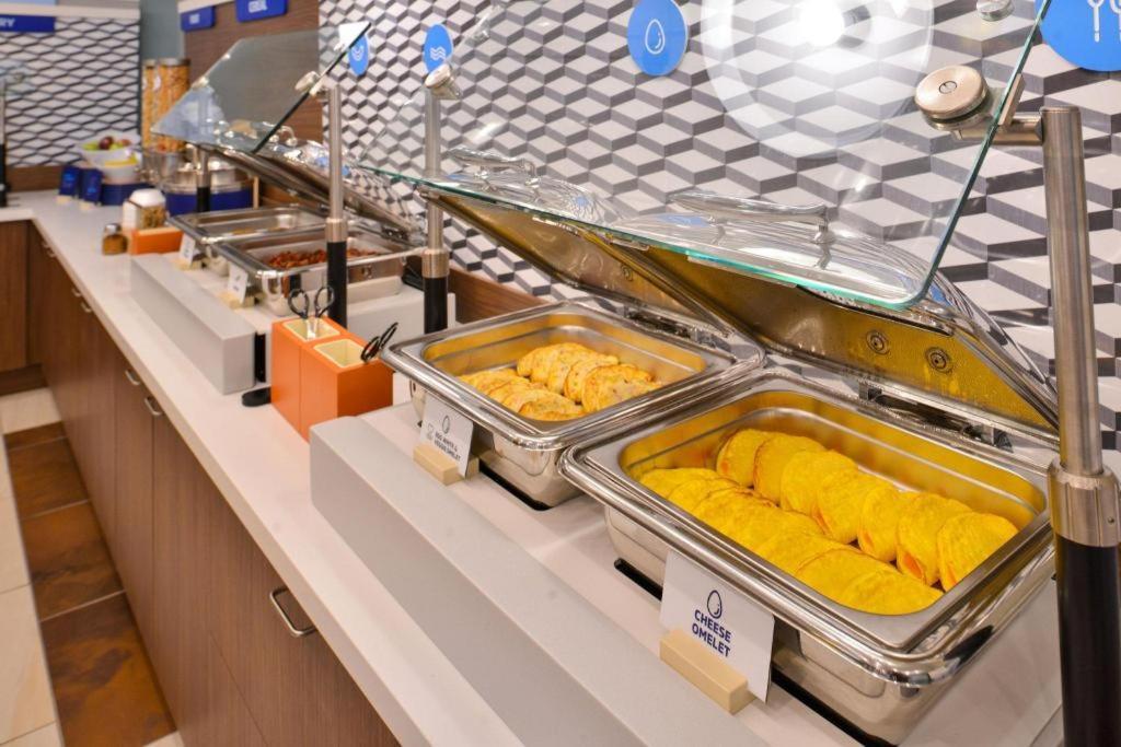 Holiday Inn Express Camden Hotel By Ihg Ngoại thất bức ảnh